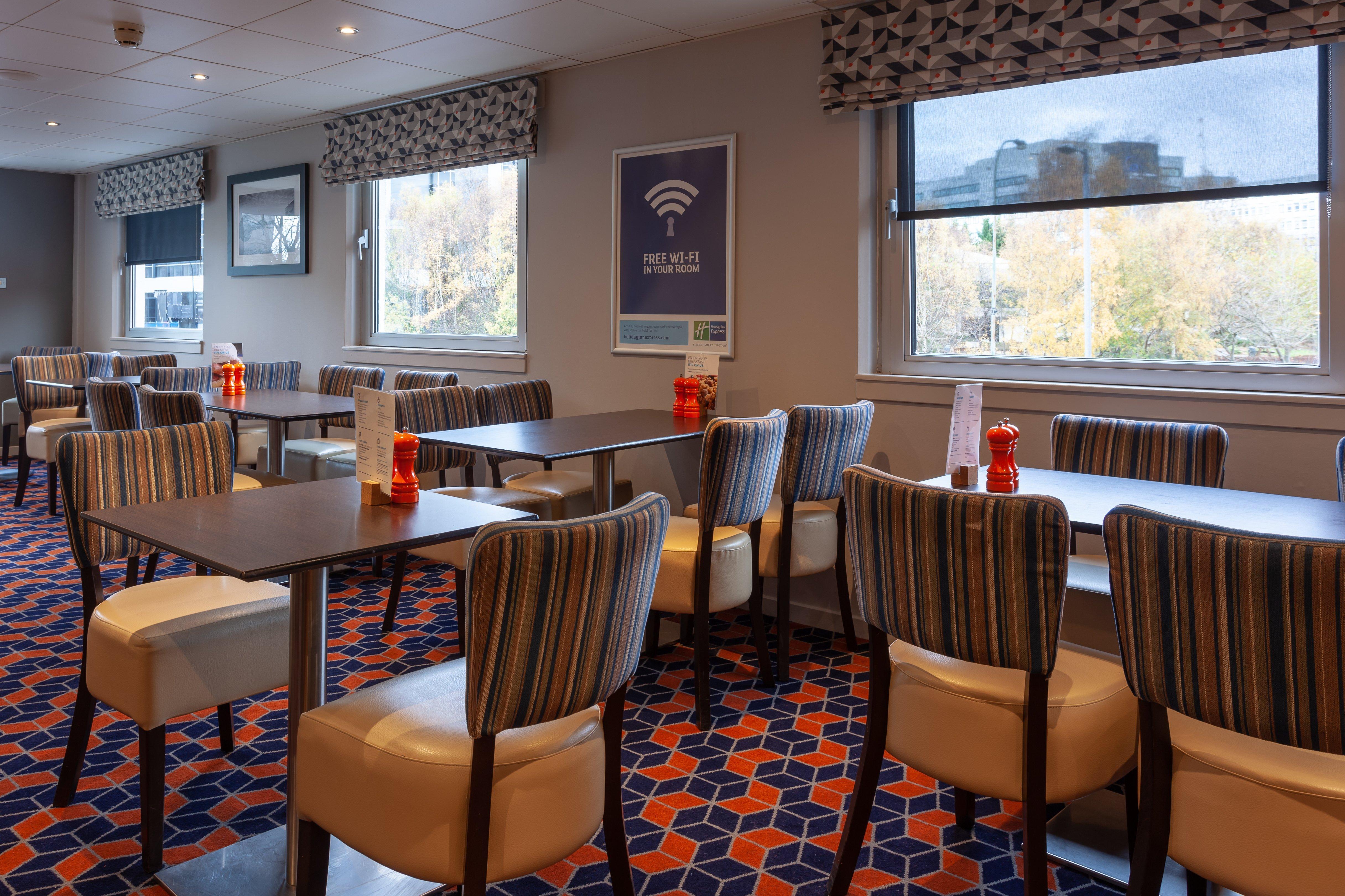 Holiday Inn Express - Glasgow - City Ctr Theatreland By Ihg Екстериор снимка