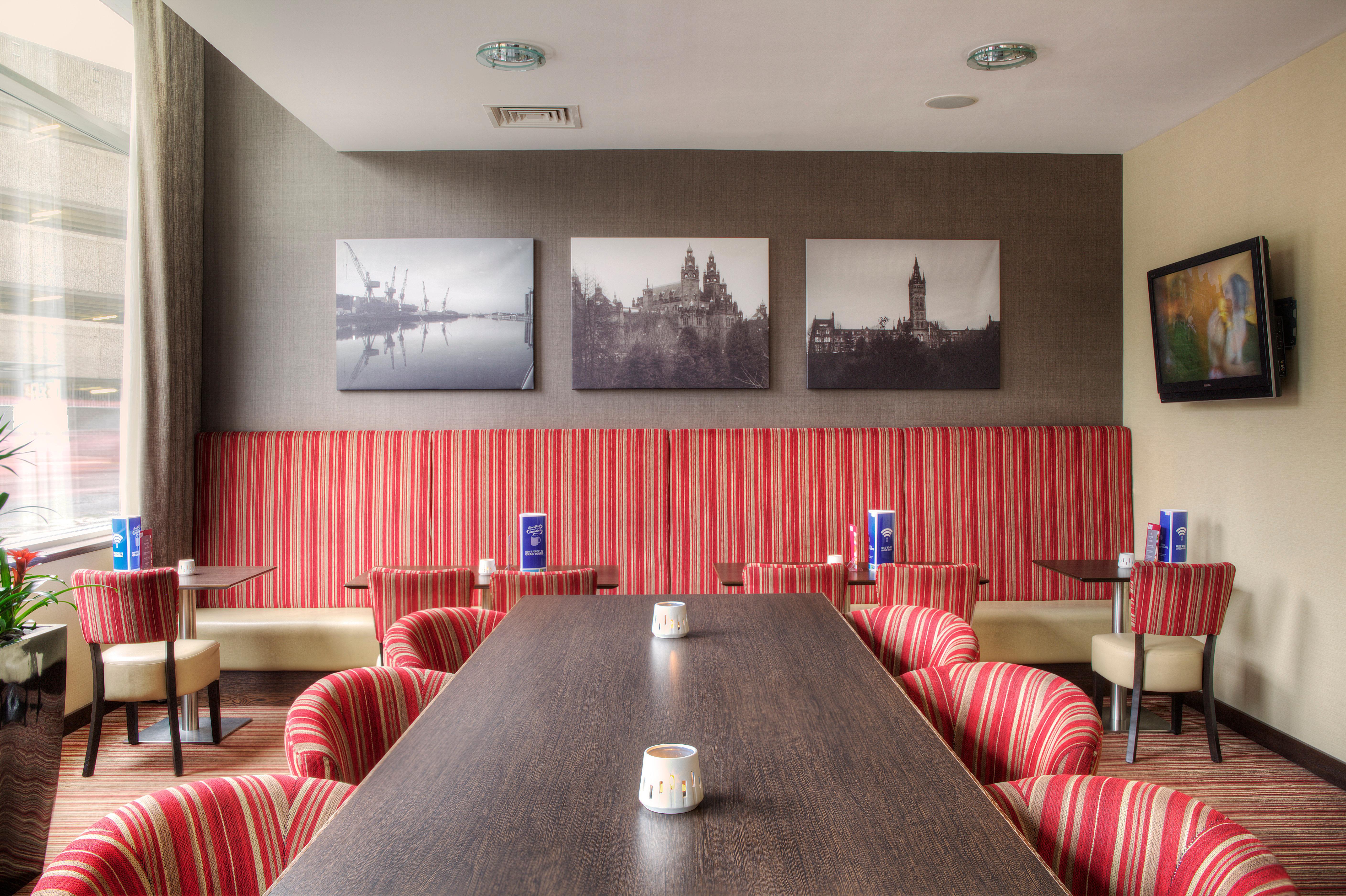 Holiday Inn Express - Glasgow - City Ctr Theatreland By Ihg Екстериор снимка